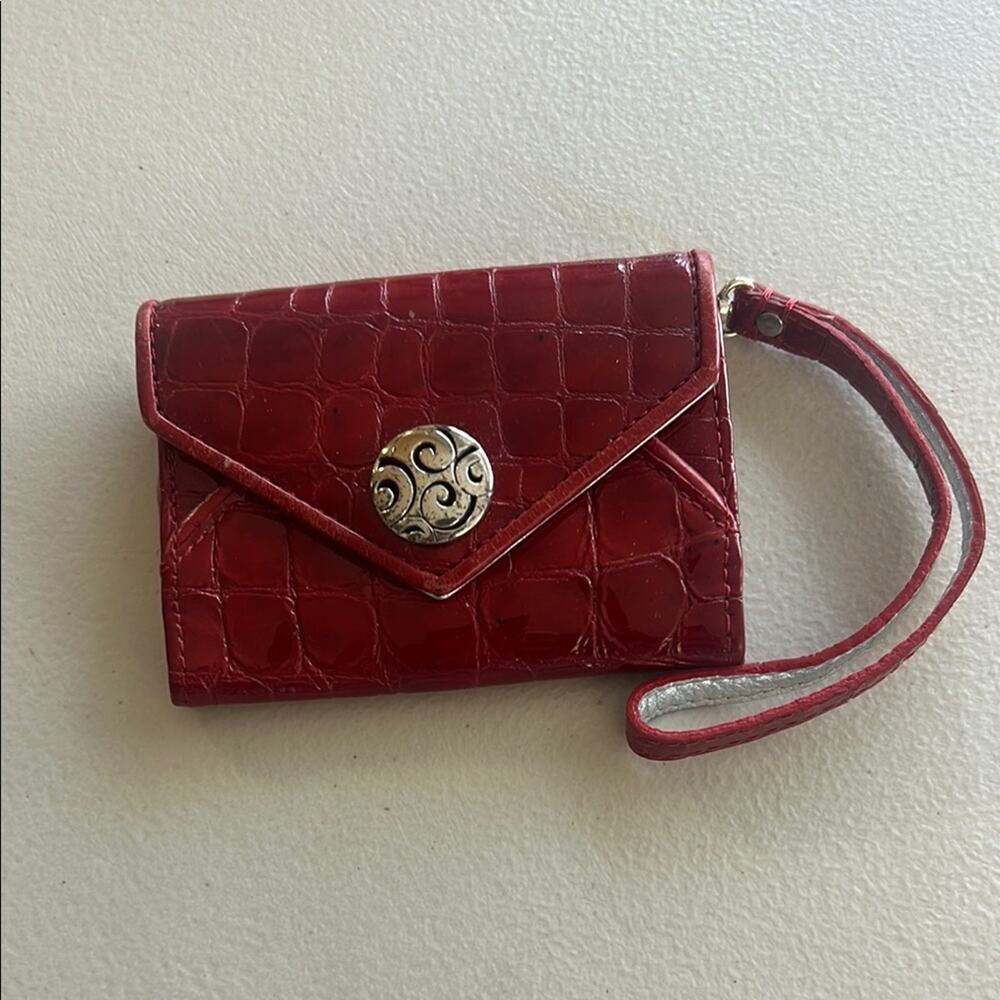 Brighton Red Patent Croc Embossed Wristlet Credit Card Holder Wallet Mini Phone